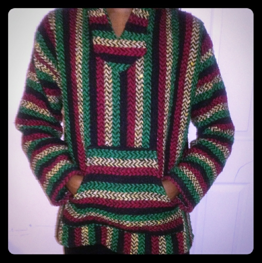 - Hoodie/poncho